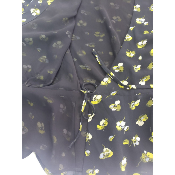 Banana Republic Black Floral Ruffle Faux Wrap Top sz XS Boho Whimsical Fairy - Picture 6 of 10